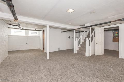 144 E 214th St, Euclid, OH 44123 photo 31