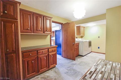 1220 Locust Dr, Ashtabula, OH 44004 photo 12