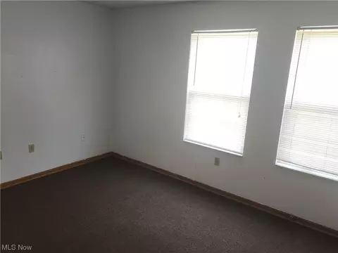 5709 Nathan Ave, Ashtabula, OH 44004 photo 9