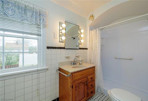 330 E 197th St, Euclid, OH 44119 photo 23