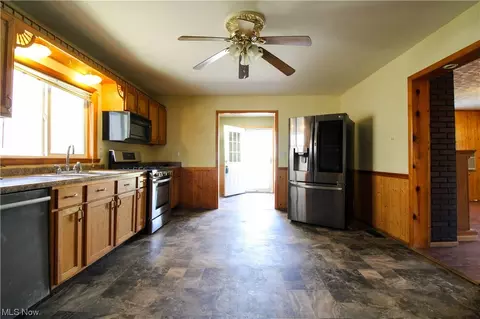 53701 Coalbrook St, Neffs, OH 43940 photo 7