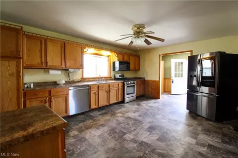 53701 Coalbrook St, Neffs, OH 43940 photo 6