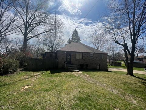 3034 20th St NW, Canton, OH 44708 photo 1