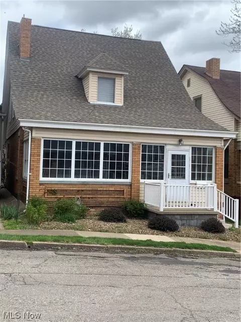605 Mckinnon Ave, East Liverpool, OH 43920