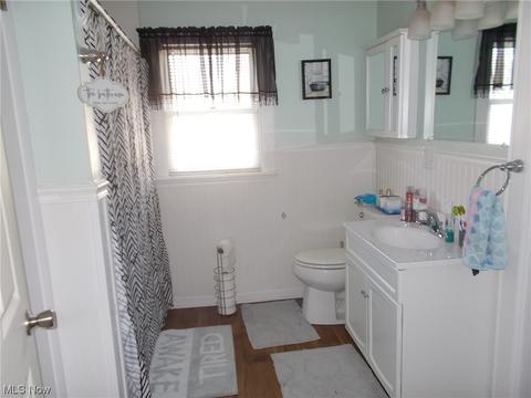 511 Myrtle Ave, Ashtabula, OH 44004 photo 6
