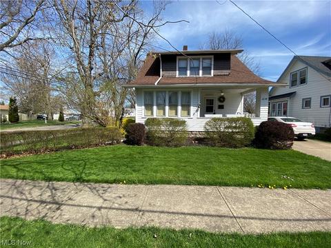 1829 W 13th St, Ashtabula, OH 44004 photo 2