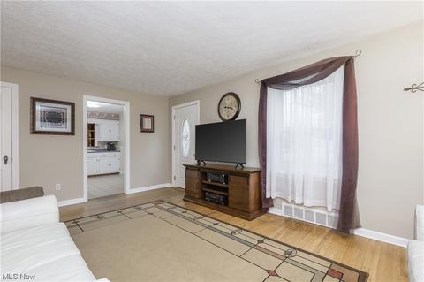 348 Valleyview Ave NW, Canton, OH 44708 photo 18