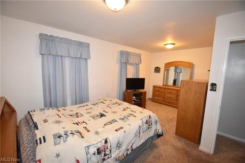 4038 Risher Rd, Youngstown, OH 44511 photo 10