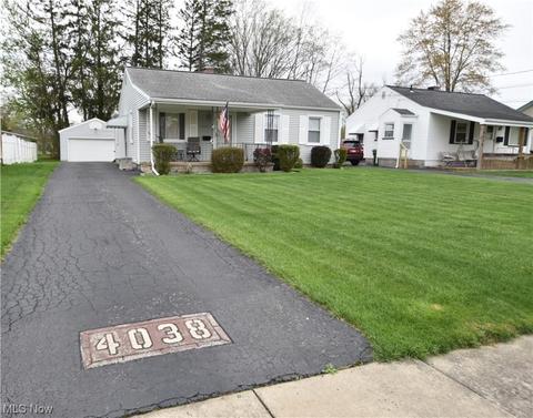 4038 Risher Rd, Youngstown, OH 44511 photo 4