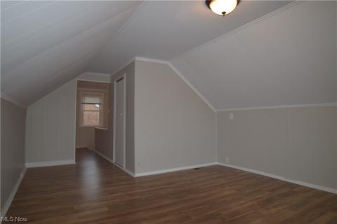 296 E 246th St, Euclid, OH 44123 photo 9