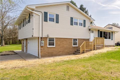 132 Yunker Ct, Elyria, OH 44035 photo 3