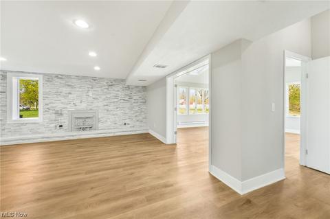 3323 Spring Valley Rd, Akron, OH 44333 photo 18