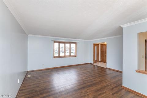 7787 Cocoa Dr, Parma, OH 44134 photo 5