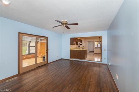7787 Cocoa Dr, Parma, OH 44134 photo 9