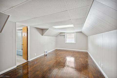 1712 E 238th St, Euclid, OH 44117 photo 15