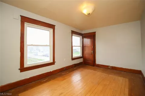 208 Sexton St, Struthers, OH 44471 photo 12