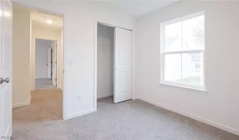 668 Crossings Ln, Akron, OH 44320 photo 19