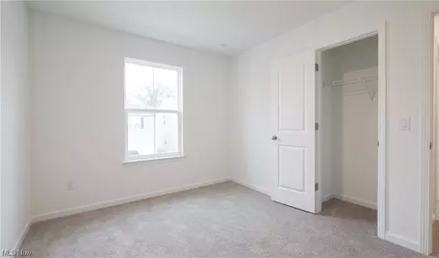 668 Crossings Ln, Akron, OH 44320 photo 23