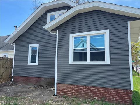 2923 5th St NW, Canton, OH 44708 photo 3