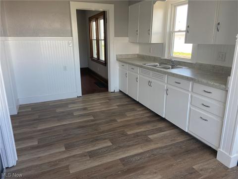 2923 5th St NW, Canton, OH 44708 photo 9
