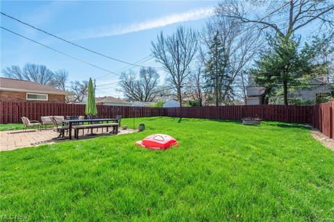 9611 Elsmere Dr, Parma, OH 44130 photo 30