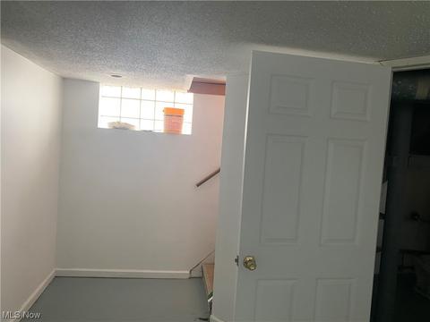 19450 Ormiston Ave, Euclid, OH 44119 photo 23
