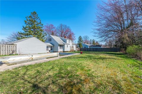1470 E Ridgewood Dr, Seven Hills, OH 44131 photo 4