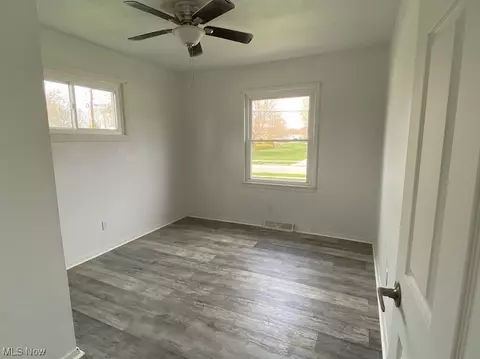 2326 W 16th St, Ashtabula, OH 44004 photo 2