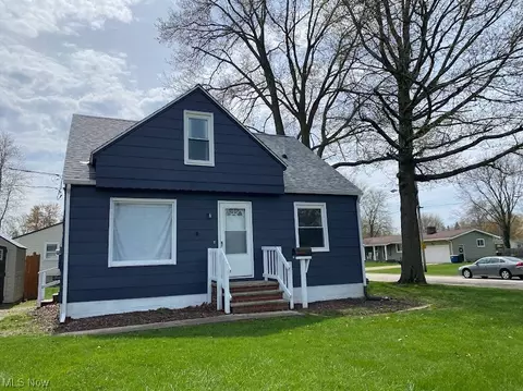 2326 W 16th St, Ashtabula, OH 44004 photo 1