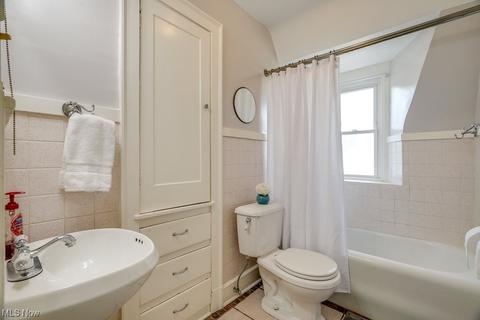 175 Baker St, Berea, OH 44017 photo 26