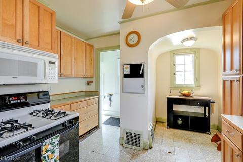 175 Baker St, Berea, OH 44017 photo 21
