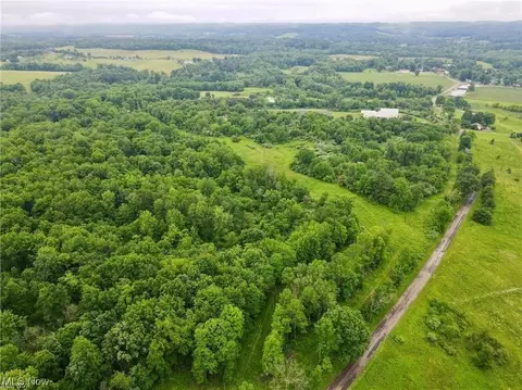 Welton Road, Bolivar, OH 44612