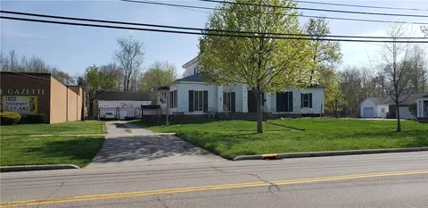 54 W Jefferson St, Jefferson, OH 44047