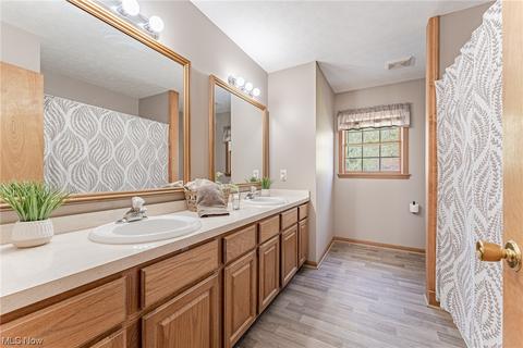 717 Kent Cir, Elyria, OH 44035 photo 26