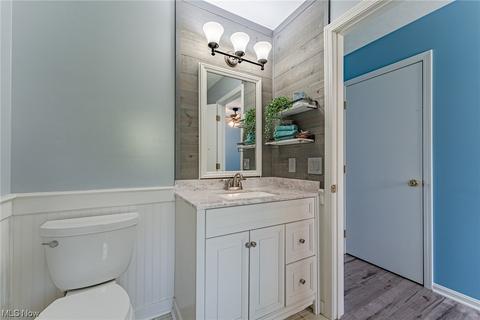 717 Kent Cir, Elyria, OH 44035 photo 20