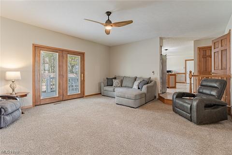 717 Kent Cir, Elyria, OH 44035 photo 12