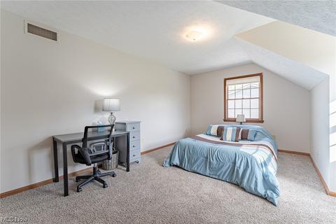 717 Kent Cir, Elyria, OH 44035 photo 24