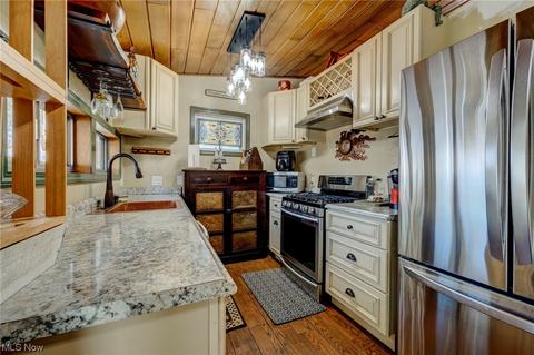 908 Wilder Ave, Elyria, OH 44035 photo 14