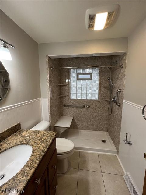 4201 Edgewood Dr, Lorain, OH 44053 photo 9