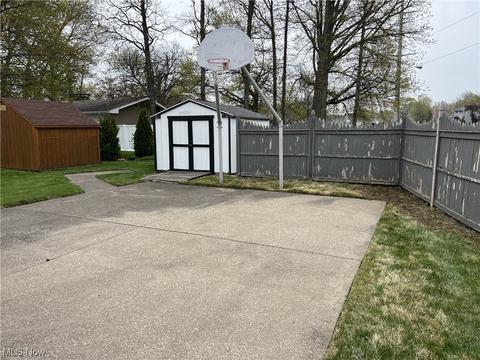 4201 Edgewood Dr, Lorain, OH 44053 photo 19