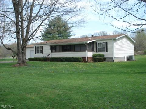 9640 Colton Rd, Windham, OH 44288 photo 1