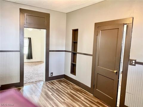 201 E South St, Barnesville, OH 43713 photo 11