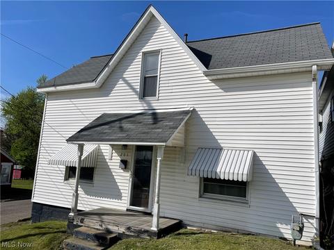 201 E South St, Barnesville, OH 43713 photo 2