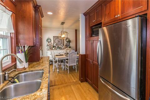 796 Robin Dr, Wadsworth, OH 44281 photo 13