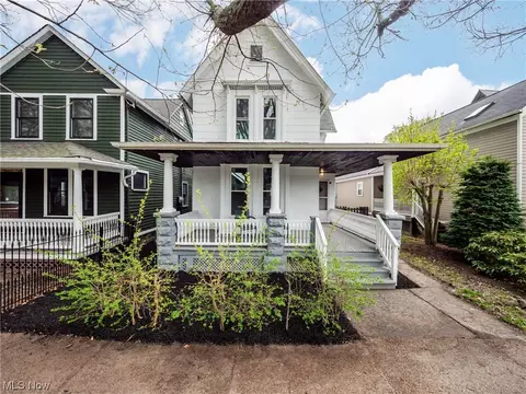 4015 Whitman Ave, Cleveland, OH 44113