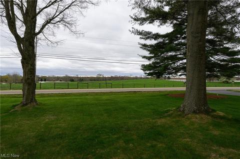 2285 Diamond St NE, Canton, OH 44721 photo 17