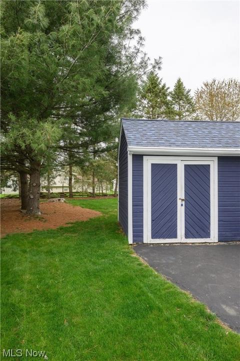 2285 Diamond St NE, Canton, OH 44721 photo 12
