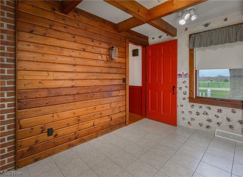 2285 Diamond St NE, Canton, OH 44721 photo 33
