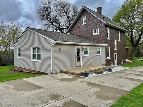 3232 Lincoln St E, Canton, OH 44707 photo 5