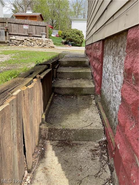 960 Sawyer Ave, Akron, OH 44310 photo 5